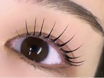 くるるんの写真/根本からまつげを立ち上げ、輝くモテ可愛EYEに♪納得の仕上がりを叶えます!上下まつ毛パーマもオススメ♪