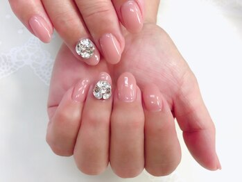 ネイルサロン ティアラリュクス 市川北口店(Tiara Luxe)/ビジューネイル