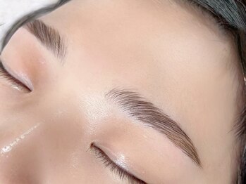 アール(R)/まゆワックス+ブロウリフト