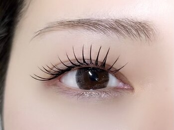 ルシェオ 表参道(LUCIEO)の写真/待望の&healthy導入!フラットラッシュ¥7000~!一人一人の目の形にあったアイデザインをご提案★