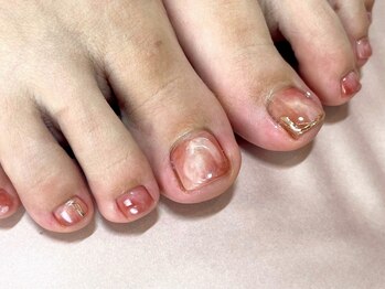 モアナ(MOANA)の写真/【足先から"夏仕様"でお洒落に可愛く…*】《foot》フットワンカラー60分 ¥6900/フットマグネット60分 ¥7900