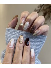 ミントリーフ バイ リート(Mint leaf by Reat)/ブラウンニュアンスアート