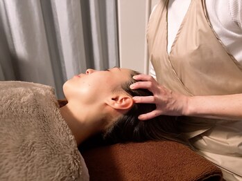 ククー(COUCOU)/小顔ドライヘッドスパ