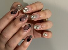 シータ(Siita)の雰囲気(Hand & Foot の同時施術可能で時短も◯ Instagram@siita_nail)