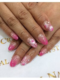 ピンクグラデーションネイル