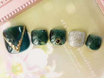 リラ(RIRA)/フットネイル