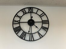ラグジー 本八幡店(LUXY)/アンティーク時計が時を刻む