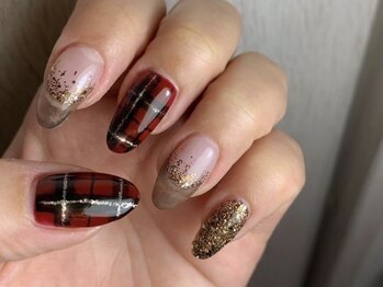 ウカ ひばりが丘(UKA)/タータンチェックネイル