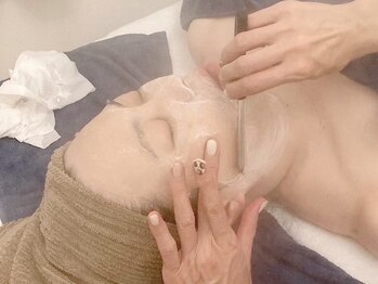 カルム(CALME)の写真/【うる肌スチームシェービング】でつるつるもちもちのずっと触れていたい肌へ♪ワンランク上の肌ケア☆