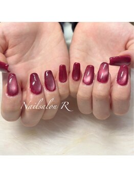 アール 喜多見 成城学園前(R)/マグネットネイル