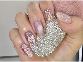 アリイネイルズ(ALII Nails)/うねうねオーロラキラキラマグ