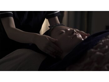 アールイー センダイ(RE/SENDAI)/花嫁さん向け小顔フェイシャル