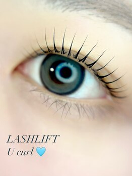 シックドゥホンジョウ(CHIC de Honjo)/まつ毛パーマ