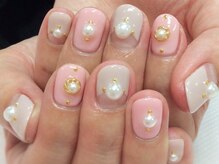ネイルネイル 南森町店(nailnail)/大きめパールを両手に♪