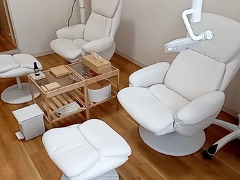 ティースサロン(teeth salon)の写真/白い歯をキープする事で第一印象・清潔感アップ！大切なイベント前に駆け込みもOK！初めての方にも◎