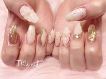 トゥルーネイル アンド アイ 天神店(TRU NAIL & EYE)