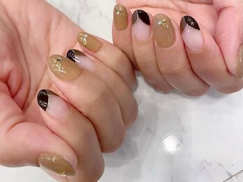 ハーティーネイル 自由が丘南口店(heartynail)の写真/高い技術でワガママが叶う☆オフィスでもOKの流行デザイン、カラーも多数取り揃えております♪