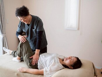 リフロー 湖南店(re-flow)の写真/豊富な知識と実績であなたのお悩みに寄り添います◎産前産後ケア、慢性的な腰痛・肩こりなど当店にお任せ！