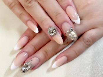 ラビング(Loving)/フレンチ＆ビジュー