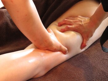 マー(mah)の写真/《ボディラインにくびれ復活！》《自分ではどうにもできない内もも・外ももがスッキリ！》