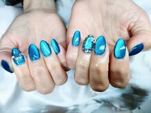 タマ(TAMA)/ブルーのマグネットネイル♪