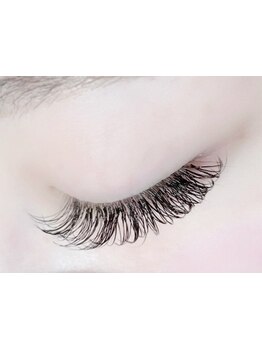 ボリュームのある目元にしたい