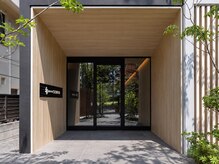 「小顔に本気。」都度払い小顔専門店beauty salon seloveの雰囲気（【駐車場完備】こちらのエントランスからお入りください♪）