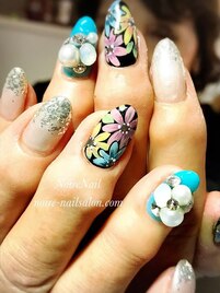 ★手描きのお花ネイル★