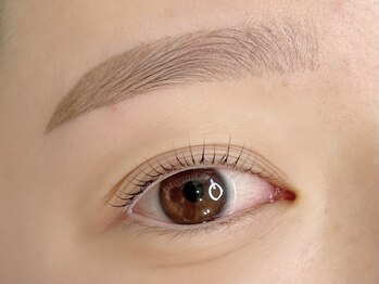 リコニー バイ リズ(ricony by Ri's)/ゆるめカール×平行眉