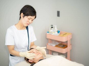 ニコ(Nico)の写真/＜完全個室でリラックス&相談しやすい＞食いしばりなどのお口のお悩みを解消し理想の小顔へと導きます。