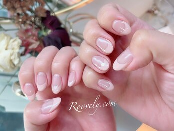 ルブリー(roovely)/フレンチネイル