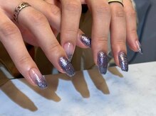 パダアット ヴァラネイル 天神南店(PADA at VALLANAIL)/ラメグラ/グラデーションネイル