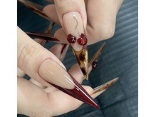 ウブントゥ(Ubuntu)の雰囲気（大人っぽいムードを演出するボルドーデザイン/ワンホンネイル）