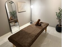 【肩こり/リンパマッサージ/小顔矯正】肩甲骨はがし肩こり整体 RUFFREE静岡院の雰囲気（完全個室のプライベート空間でのマッサージ整体です！）