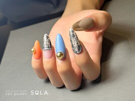 個性派ツイード×ミラーフレンチ