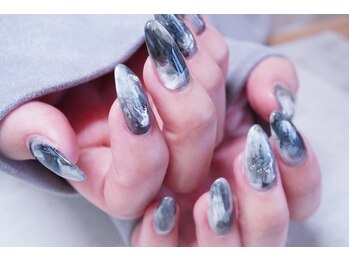 プチリリィ(Petit Lily)/大人のマーブルネイル