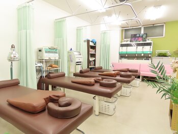 押上接骨鍼灸マッサージ院/施術ベッド