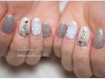 ネイルサロンアンドスクール エーアール(AR)/クリスマスツリーネイル♪