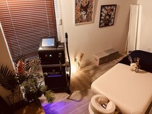 フォー(the 4)/施術室