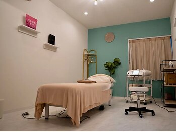 ファミーユ 新宿店/【店内雰囲気】お部屋