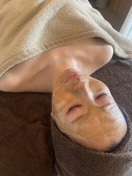 プール エドボリ(POOL EDOBORI)/剥離なし！ハーブピーリング