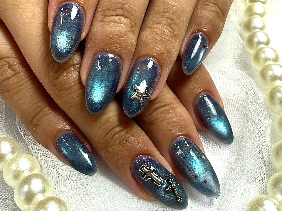 No12.ネイルメタルパーツ☆ロゴ☆フラワー 全品半額クーポン1/30 0時から配布 メタルパーツ ネイルパーツ ハチ 蜂