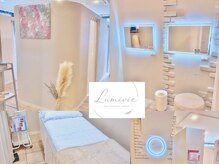 ルミヴィ 天王寺店(Lumivie)の雰囲気（ベージュとホワイトとゴールドを基調とした内装がオシャレ♪）