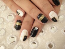 リリフリー(riri Free)/図形アートネイル　