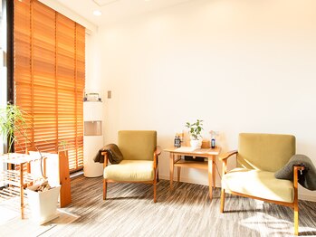 整体院 キーパー(Keeper)/北欧風の店内・待合スペース