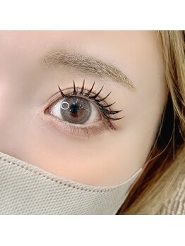 アイデザイン ツツ./ 韓ドルパチ目