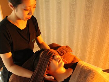 仙豆のちから メディカルスリープ 銀座プレミアムボディバランス店の写真/男女共に支持され続ける【ドライヘッドスパ60分¥6800】お仕事帰りに疲れをスッキリしませんか？