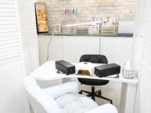 リジュビネイル(Rejuvenail)の雰囲気（【半個室】落ち着いた空間でくつろげます♪）