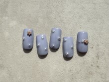 アイビー(Aivy)/シンプルフラワーデザイン