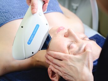 エンハンス(Enhance)/シミくすみに、Eライト☆